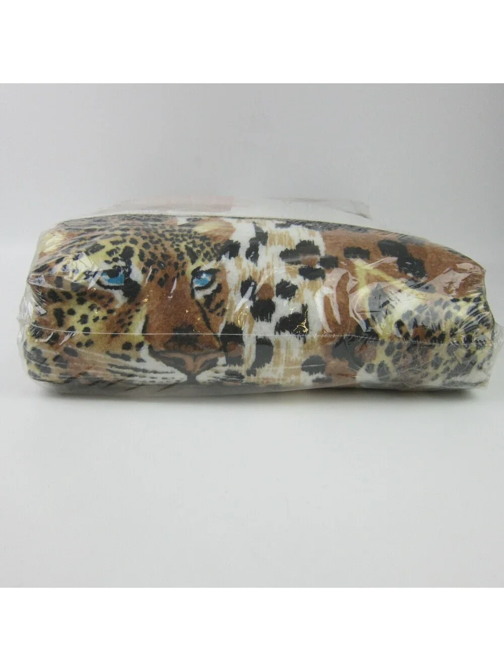 N/A vintage leopard